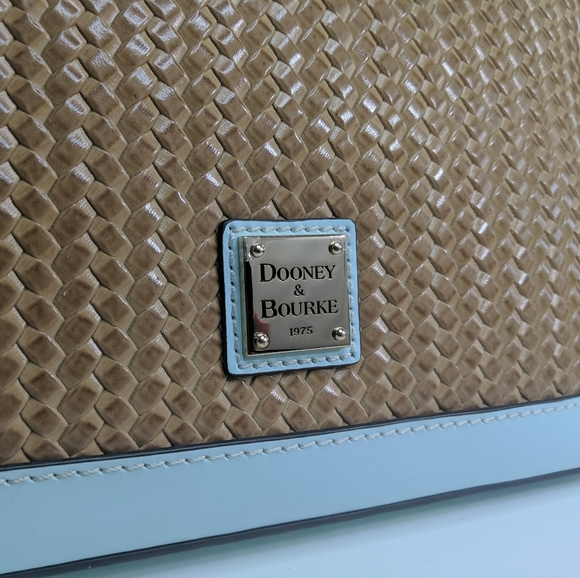 Dooney & Bourke Domed Satchel Woven NWT - Picture 2 of 4